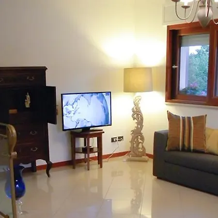 Bed and Breakfast Domus 3*