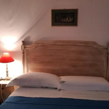 Domus Bed and Breakfast Modugno