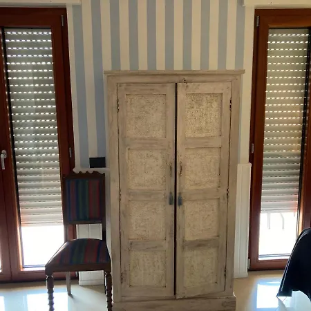 Domus Bed and Breakfast Modugno